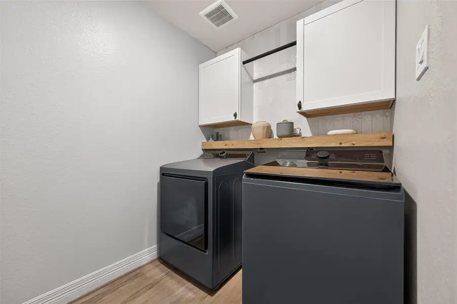 Furnished interior view inside a new home in Audubon, Magnolia (Image 7).