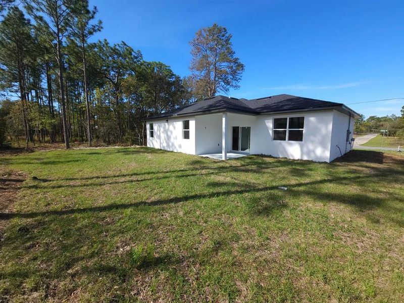 Exterior details and patio area of a home in , Citrus Springs (Image 1). Exterior details and patio area of a home in , Citrus Springs (Image 1).