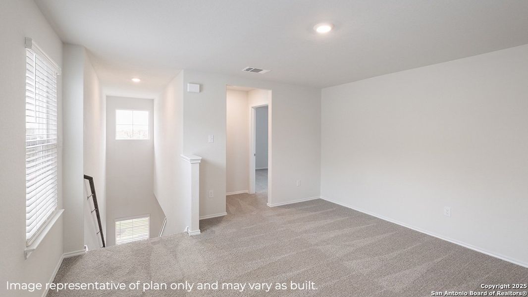 Spacious, unfurnished interior of a new home in Redbird Ranch, San Antonio (Image 15). Spacious, unfurnished interior of a new home in Redbird Ranch, San Antonio (Image 15).