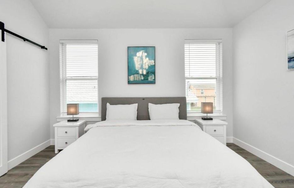 Furnished interior view inside a new home in , Galveston (Image 14).