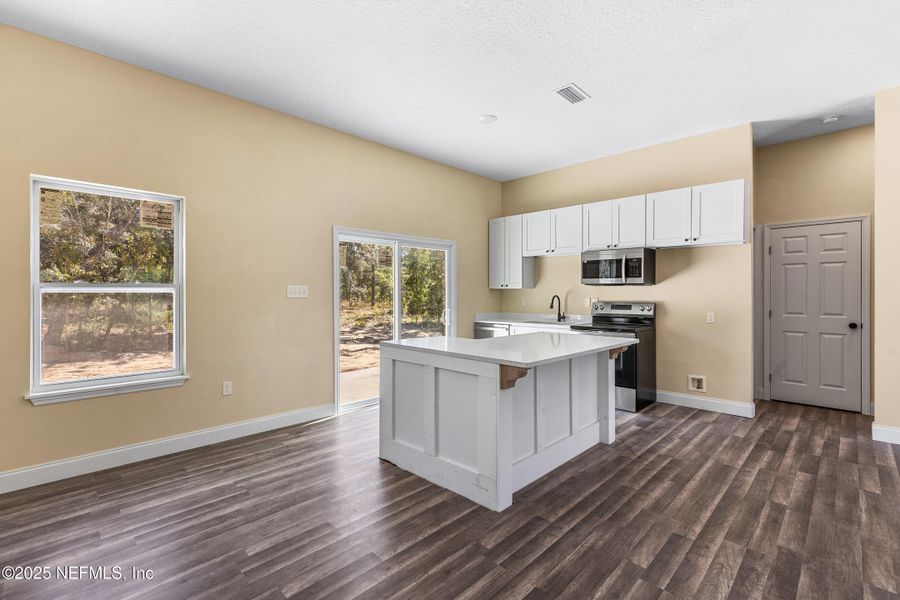 Furnished interior view inside a new home in , Keystone Heights (Image 3).