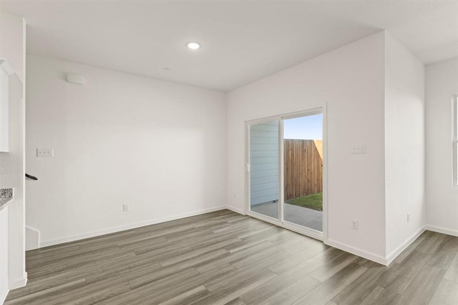 10. 1404 Lake Alpine - Dining