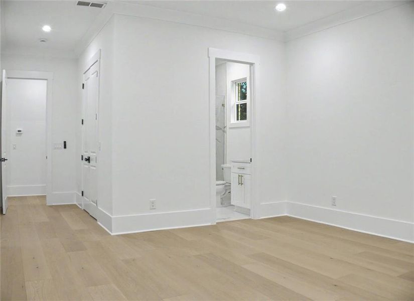 Spacious, unfurnished interior of a new home in , Monroe (Image 35). Spacious, unfurnished interior of a new home in , Monroe (Image 35).