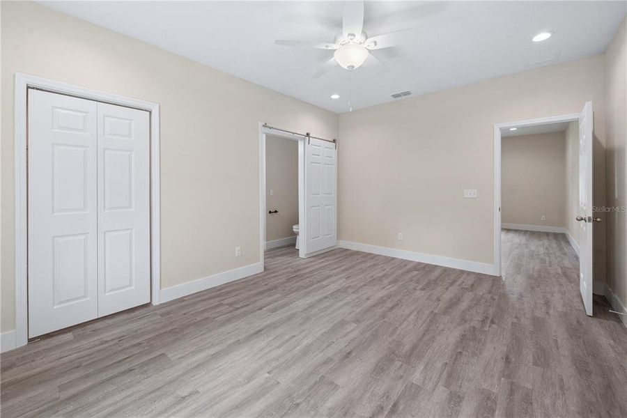 Spacious, unfurnished interior of a new home in , Trenton (Image 14).