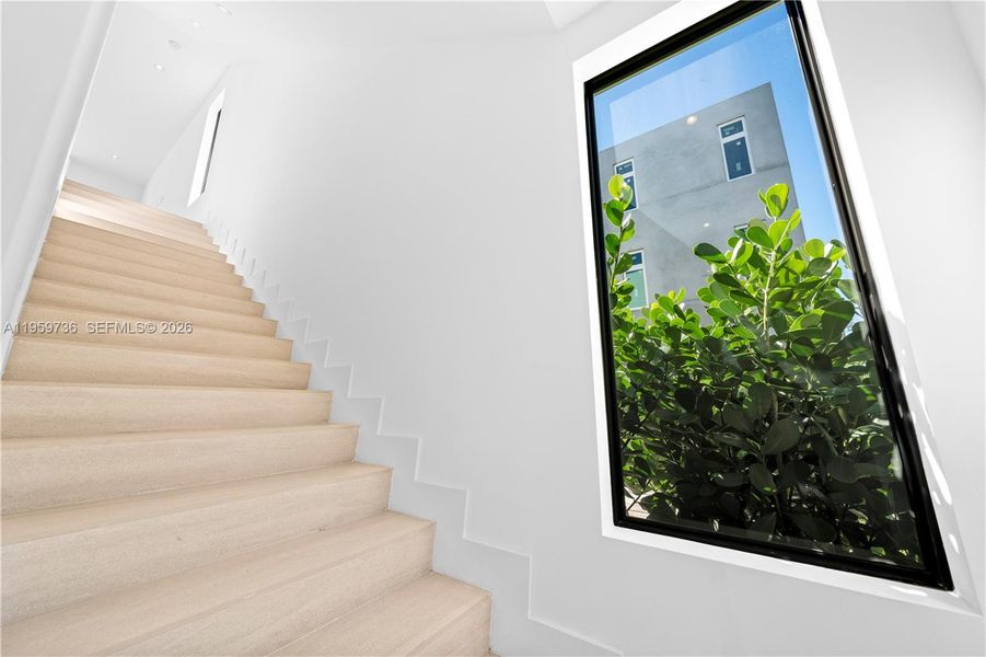 Spacious, unfurnished interior of a new home in , Tavernier (Image 48). Spacious, unfurnished interior of a new home in , Tavernier (Image 48).