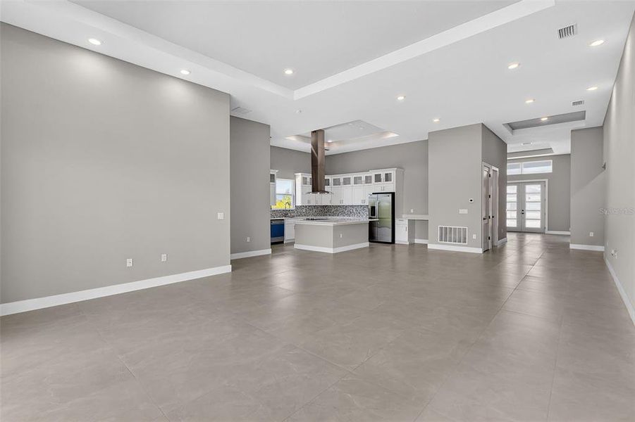 Spacious, unfurnished interior of a new home in , Port Charlotte (Image 23).