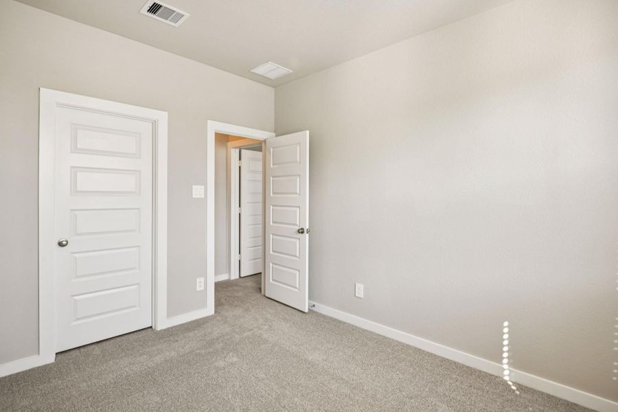 Spacious, unfurnished interior of a new home in Spring Brook Village - City Series, Houston (Image 28).