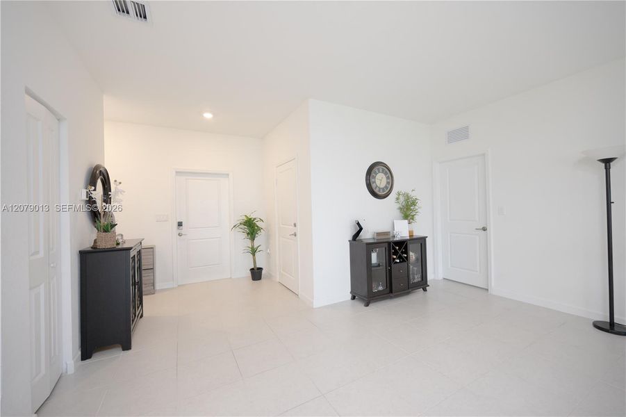 Furnished interior view inside a new home in , Miami (Image 38).