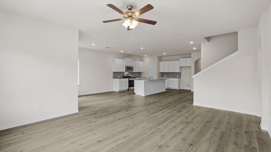Spacious, unfurnished interior of a new home in Elevon, Lavon (Image 14).