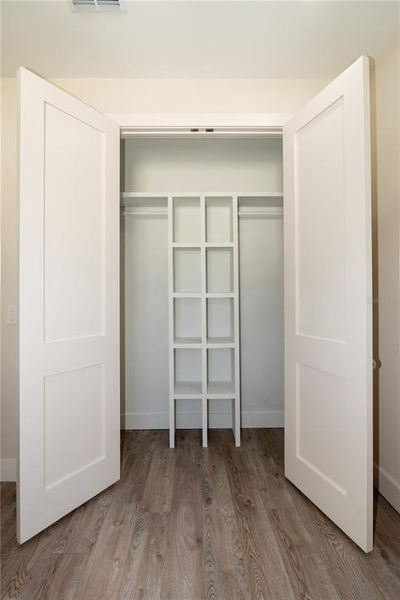 Spacious, unfurnished interior of a new home in , Tampa (Image 44).