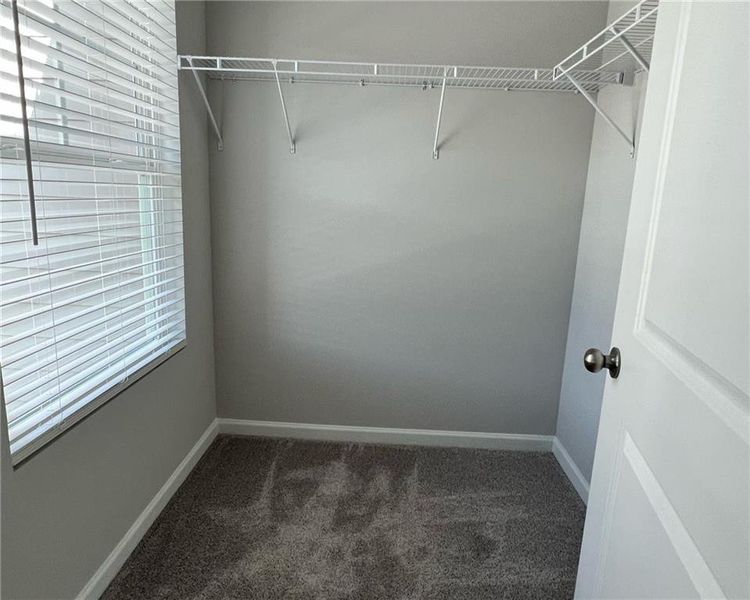 Spacious, unfurnished interior of a new home in , Union City (Image 11).