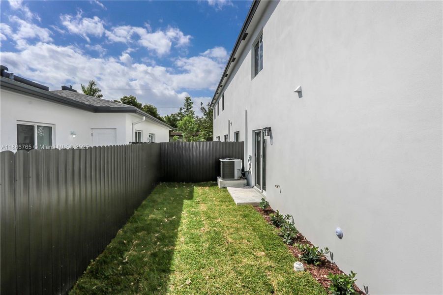 Front exterior of a new home in , Miami, FL, highlighting curb appeal (Image 21).
