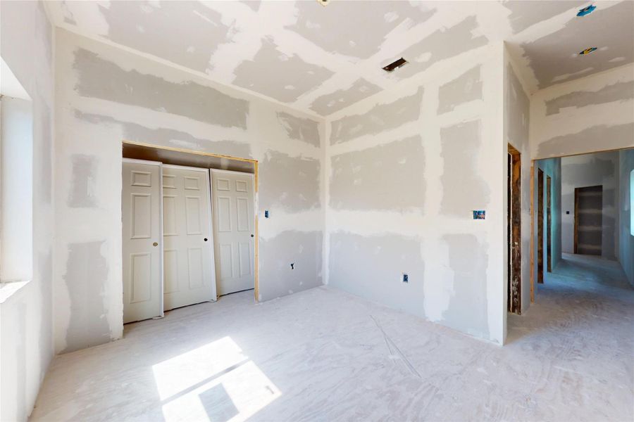 In-progress construction of a new home in , San Leon, TX (Image 31).