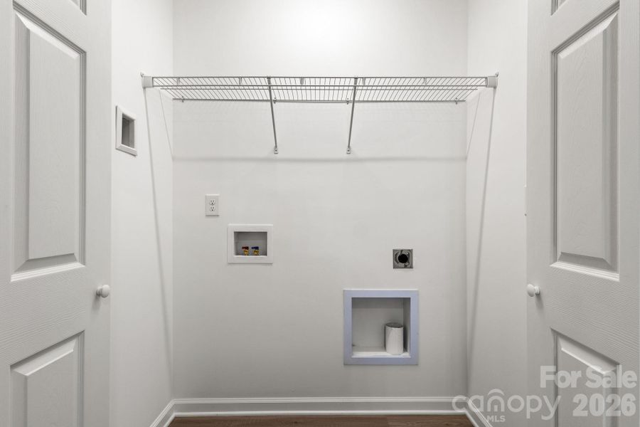 Spacious, unfurnished interior of a new home in , York (Image 20).