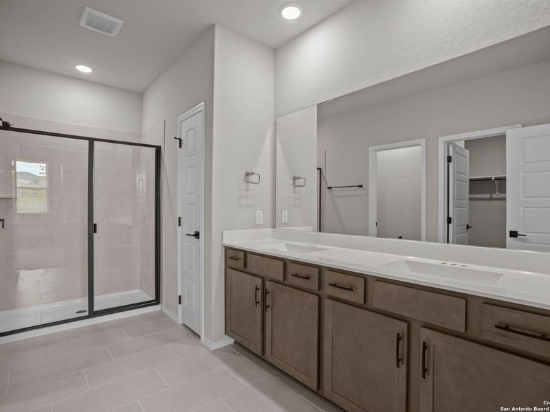 Furnished interior view inside a new home in Comanche Ridge, San Antonio (Image 13).