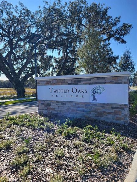 Image 22 of a home in Twisted Oaks.