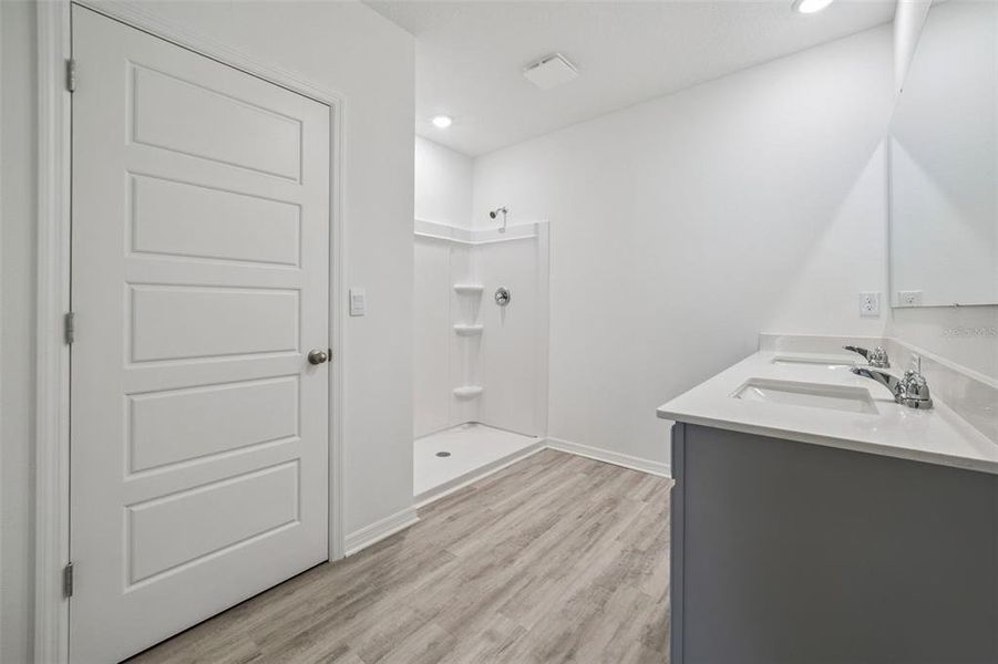 Image 46 of a home in .