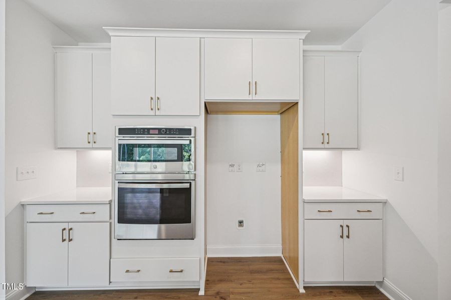 12-web-or-mls-Malcus Ct-S2706-012 12-web-or-mls-Malcus Ct-S2706-012