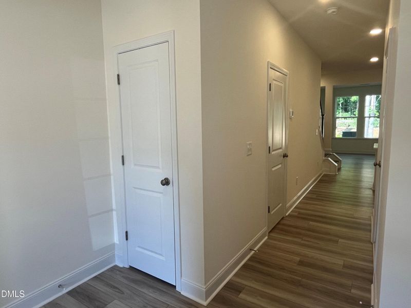 nfs 115 foyer w closet nfs 115 foyer w closet