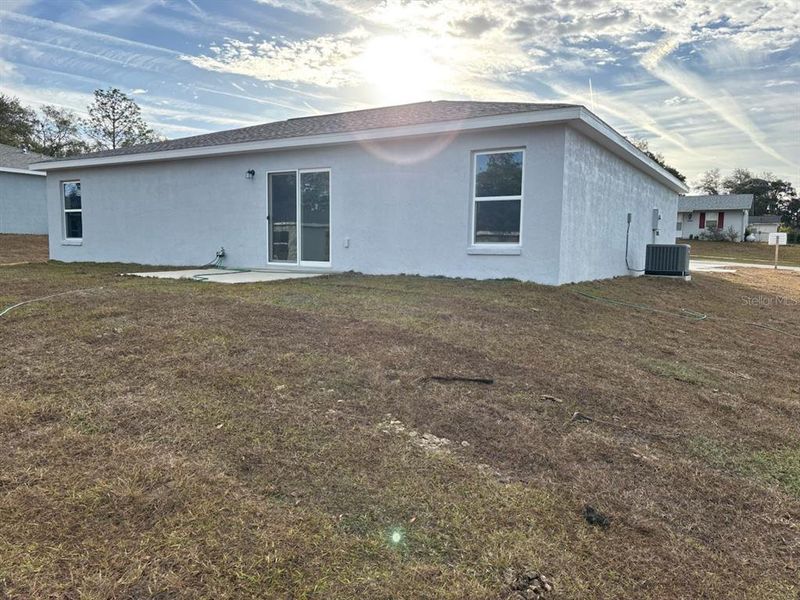 Exterior details and patio area of a home in , Citrus Springs (Image 23).