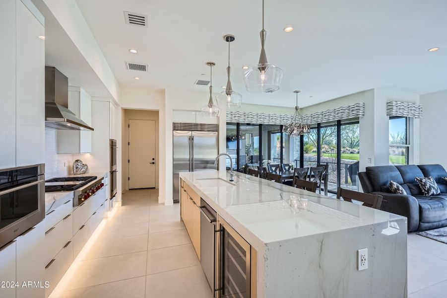 10 Kitchen open to Dining / Great Room