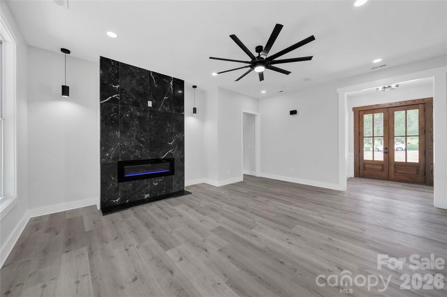 Spacious, unfurnished interior of a new home in , Kannapolis (Image 19).