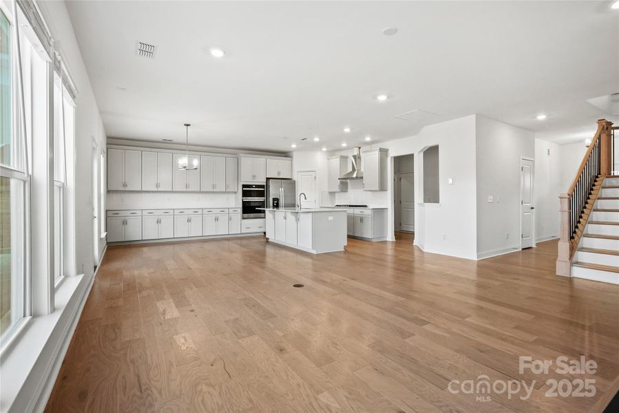 Spacious, unfurnished interior of a new home in Forest Creek, Waxhaw (Image 37).