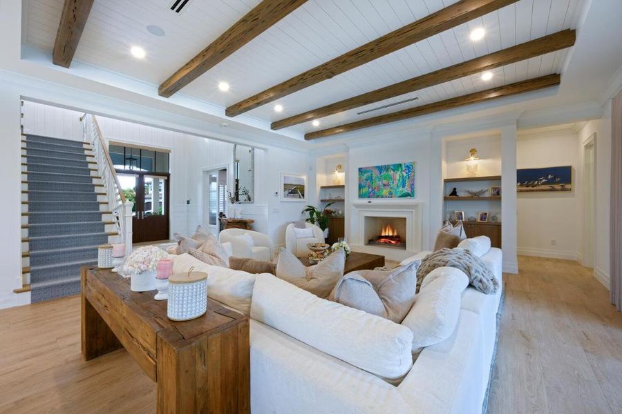 LIVING ROOM LIVING ROOM