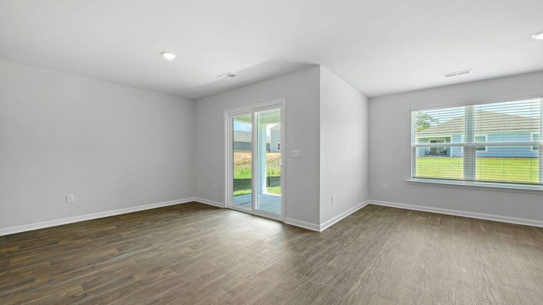 Spacious, unfurnished interior of a new home in Hunter's Branch, Hopkins (Image 19).