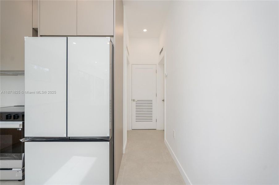 Furnished interior view inside a new home in , Fort Lauderdale (Image 3).