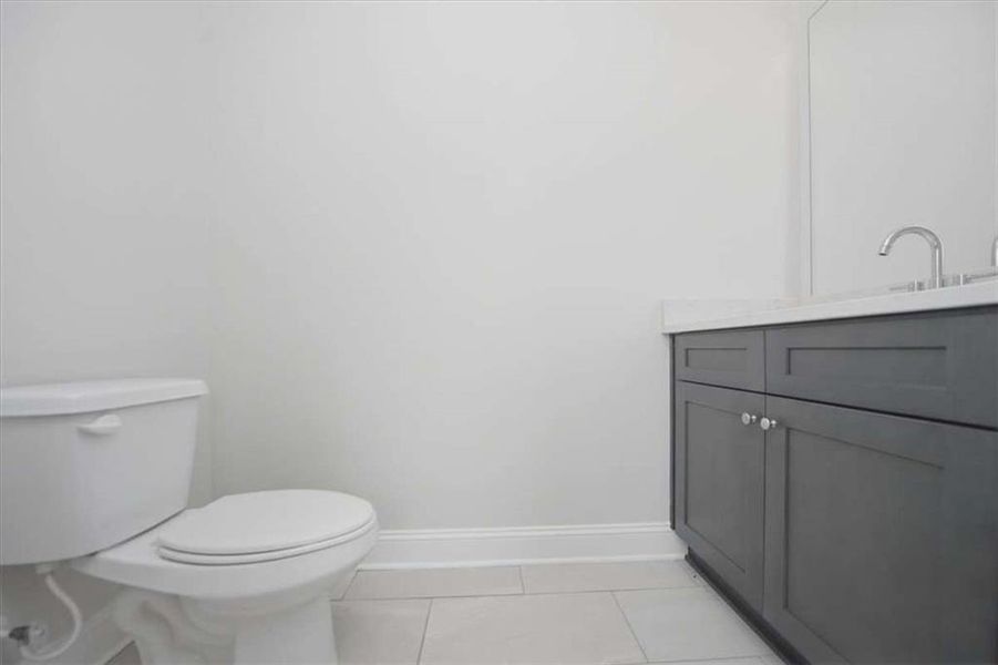 Furnished interior view inside a new home in , Atlanta (Image 8).