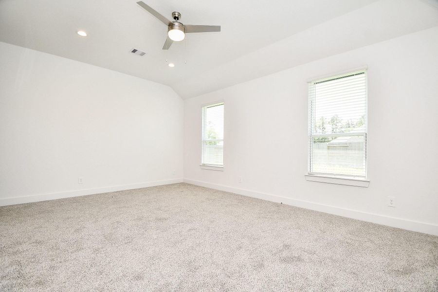 Spacious, unfurnished interior of a new home in Hills of Westlake, Conroe (Image 20). Spacious, unfurnished interior of a new home in Hills of Westlake, Conroe (Image 20).