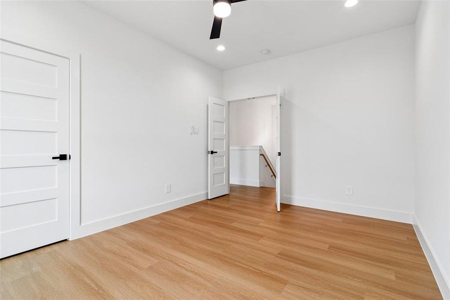 Spacious, unfurnished interior of a new home in , Glenn Heights (Image 29).