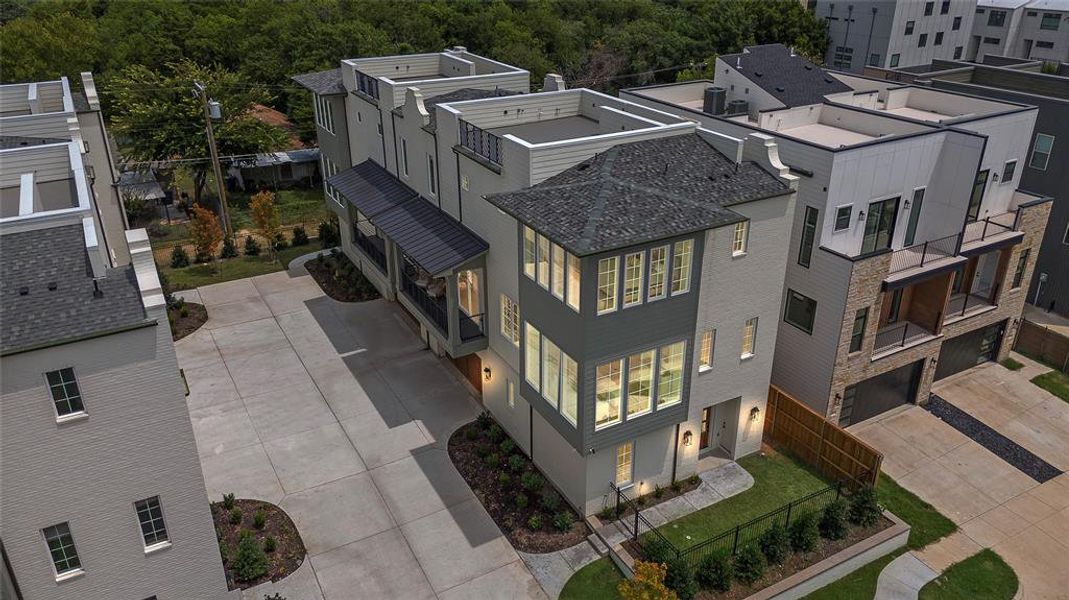 Bird's eye view of property