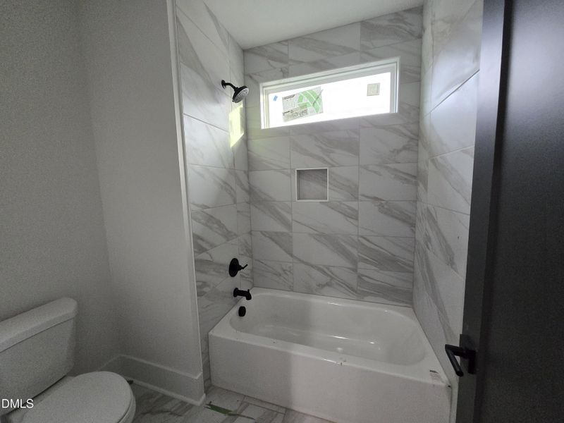 1000007443 1000007443