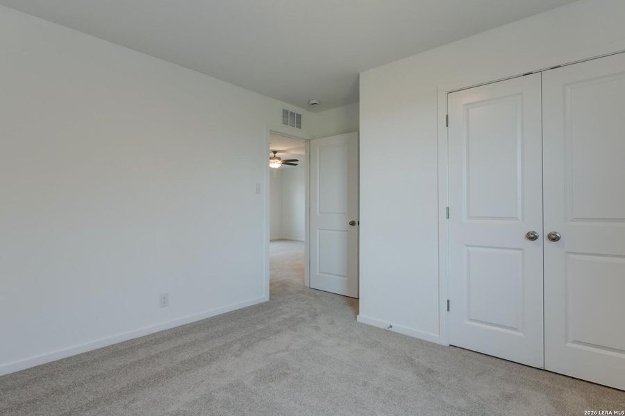Spacious, unfurnished interior of a new home in Hennersby Hollow, San Antonio (Image 15). Spacious, unfurnished interior of a new home in Hennersby Hollow, San Antonio (Image 15).