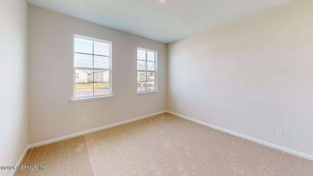 Spacious, unfurnished interior of a new home in Lakes at Bella Lago, Green Cove Springs (Image 14).