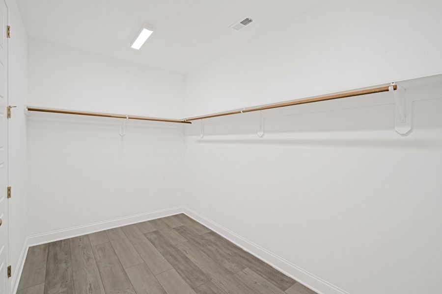 Florissant - Owner's Bedroom Closet