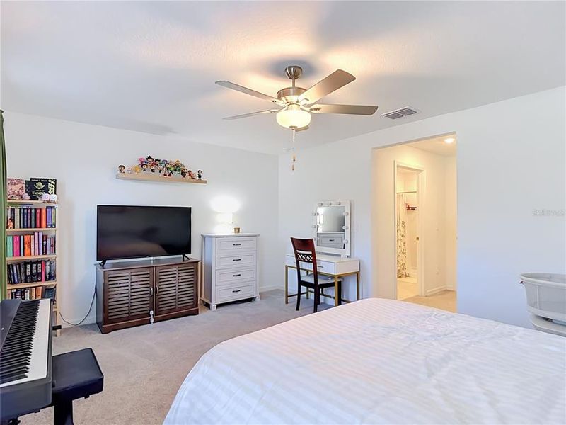 Furnished interior view inside a new home in , Land O' Lakes (Image 46).