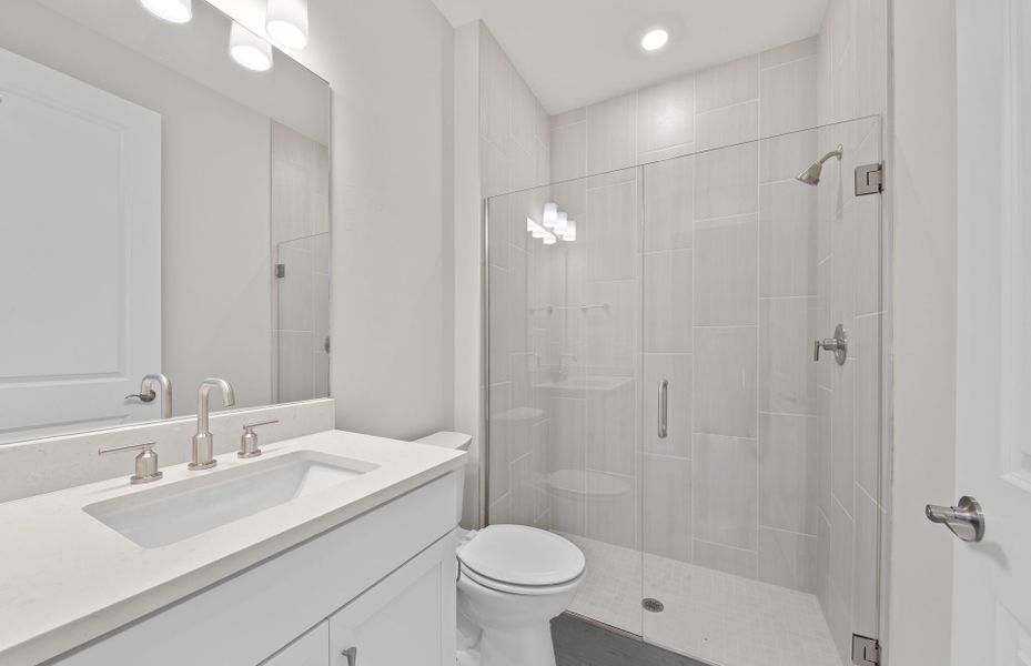 Furnished interior view inside a new home in Shores at Stillwater, Englewood (Image 15).