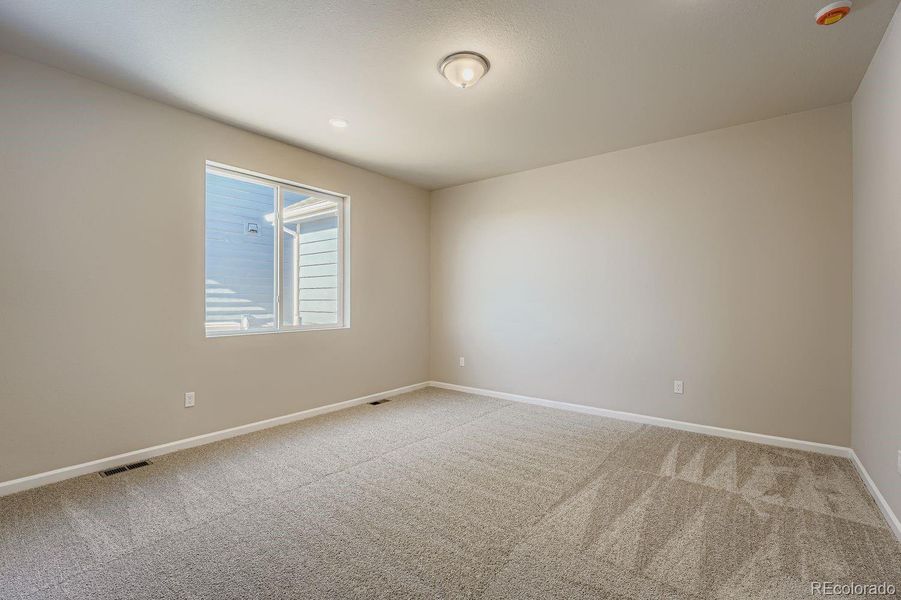 Spacious, unfurnished interior of a new home in Wolf Creek Run, Strasburg (Image 24). Spacious, unfurnished interior of a new home in Wolf Creek Run, Strasburg (Image 24).