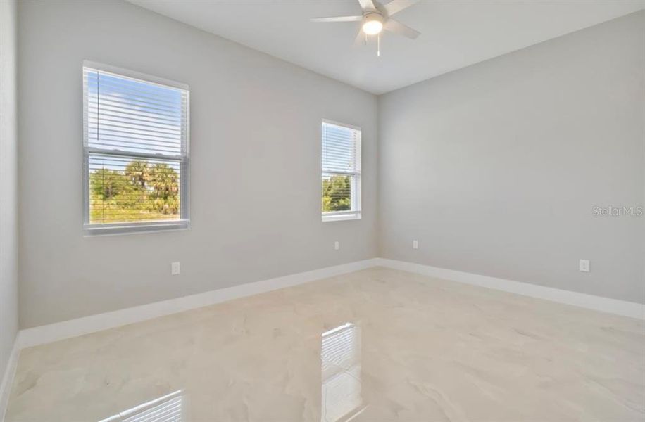 Spacious, unfurnished interior of a new home in , Port Charlotte (Image 10).