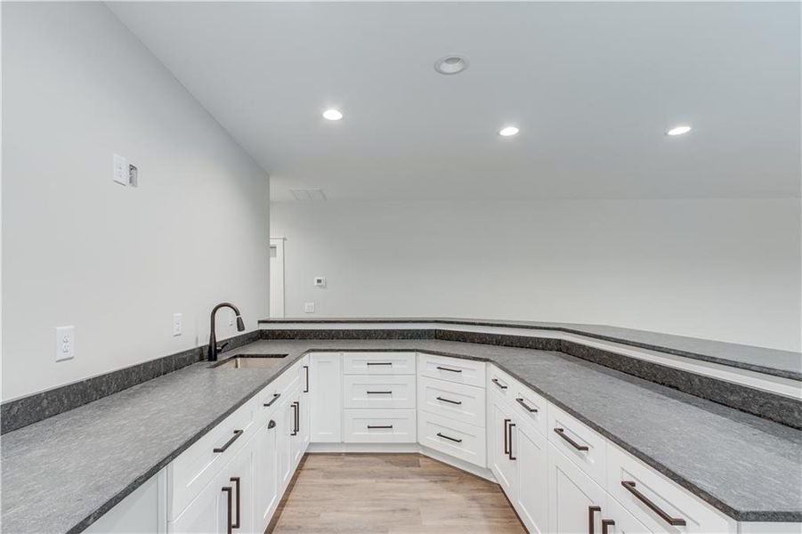 Image 36 of a home in .