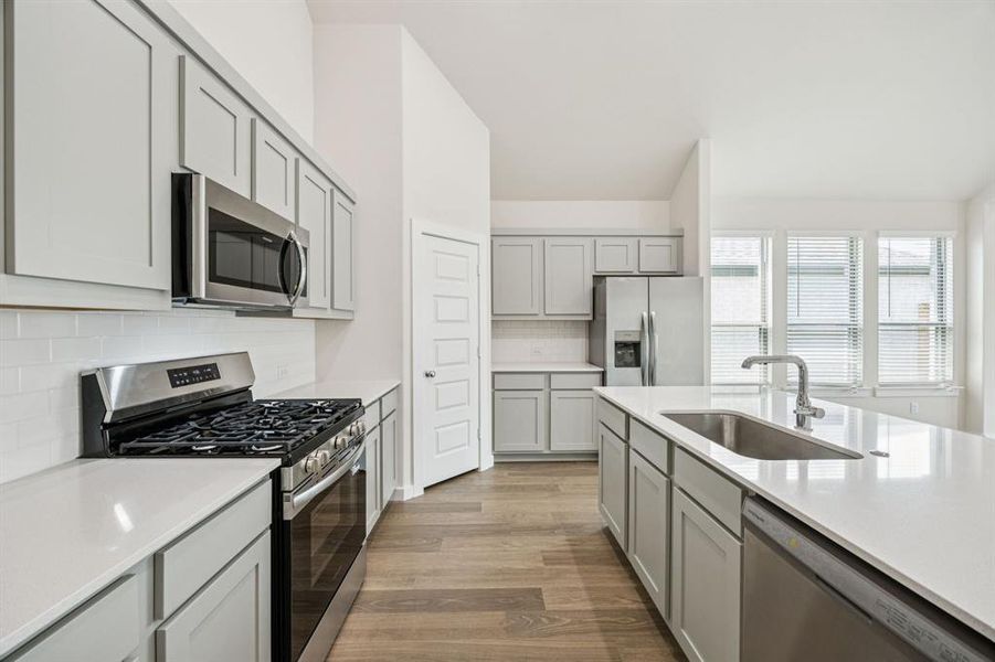 Furnished interior view inside a new home in LakePointe, Lavon (Image 17). Furnished interior view inside a new home in LakePointe, Lavon (Image 17).