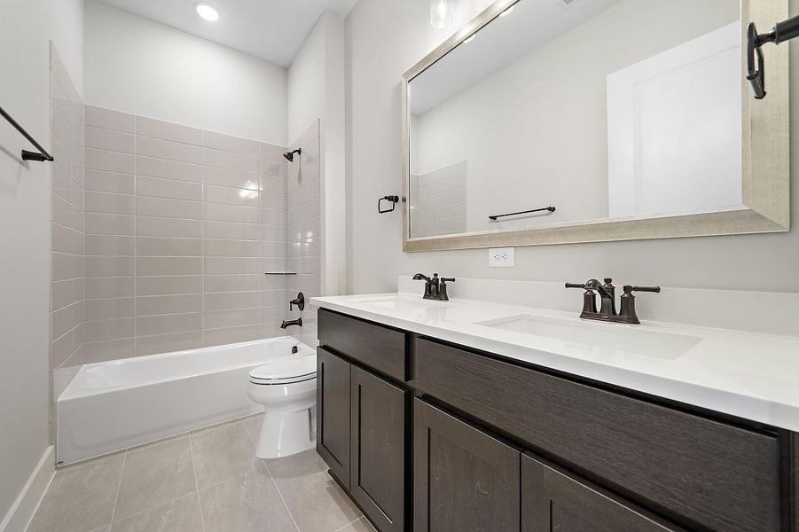 Representative furnished interior of a home built from the Sweet Clover by Caldwell Homes in Chambers Creek, Willis (Image 8). Representative furnished interior of a home built from the Sweet Clover by Caldwell Homes in Chambers Creek, Willis (Image 8).