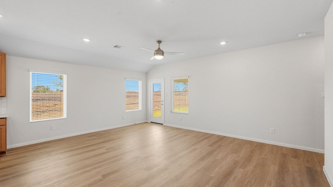 Spacious, unfurnished interior of a new home in Cypress Green, Hockley (Image 14).