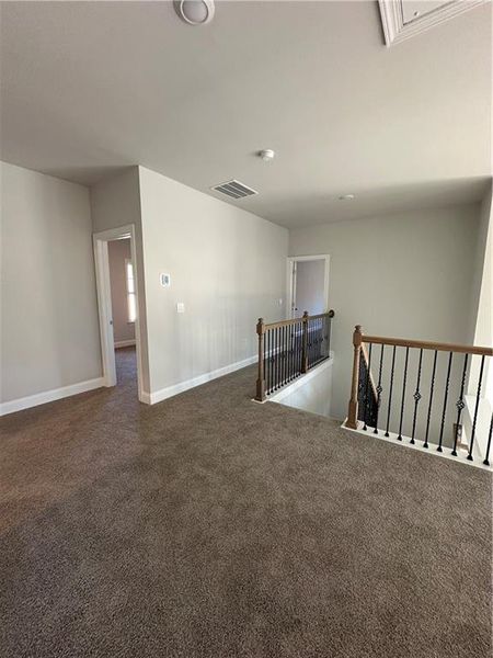 Spacious, unfurnished interior of a new home in Mirror Lake at South Harbour, Villa Rica (Image 41).