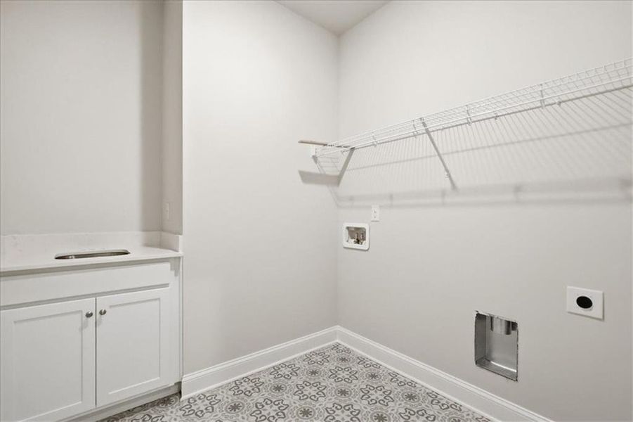 Spacious, unfurnished interior of a new home in , Monroe (Image 58).
