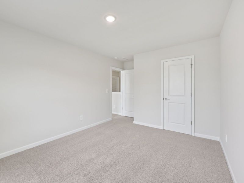 Spacious, unfurnished interior of a new home in Avalon Place - Signature Series, Durham (Image 18). Spacious, unfurnished interior of a new home in Avalon Place - Signature Series, Durham (Image 18).
