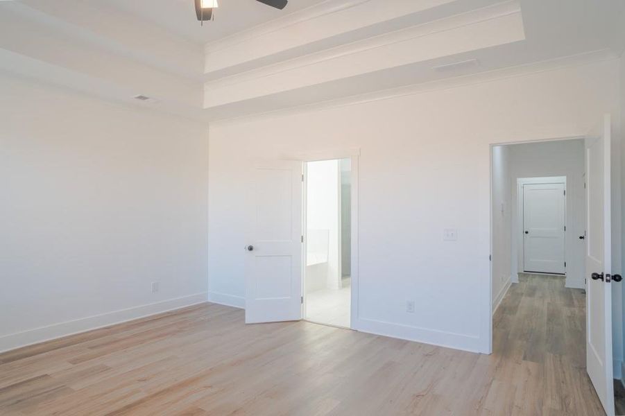 Spacious, unfurnished interior of a new home in Magnolia Ridge, Monroe (Image 19).